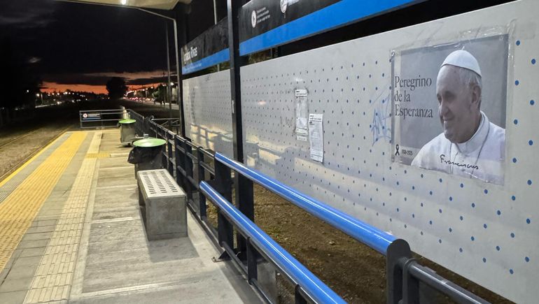 La campaña popular que busca llevar al papa Francisco a cada hogar neuquino