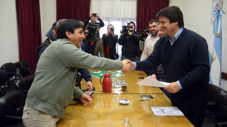 Los auxiliares de servicio también lograron un acuerdo con Gobierno