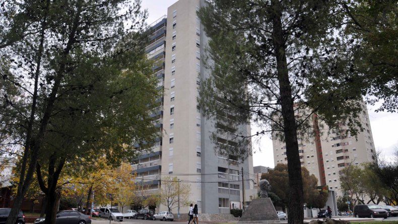 Dos ex militares de Neuquén, procesados por apropiarse de la Torre de Periodistas | LM Neuquen Dos ex militares de Neuquén, procesados por apropiarse de la Torre de Periodistas
