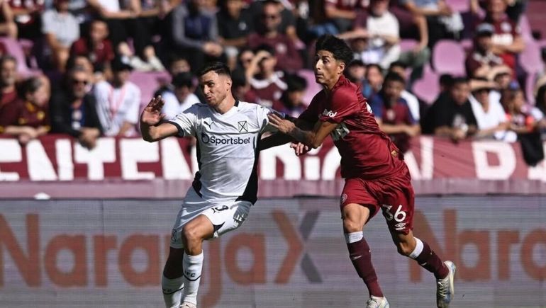 Con polémica y todo: cuál es el primero de los cinco grandes que clasificó a los playoff del Torneo Apertura