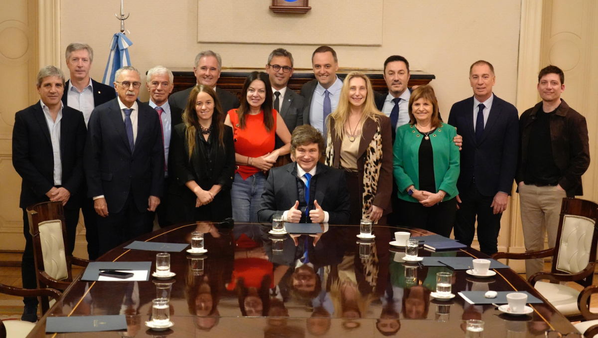 Se realizó una reorganización en el gobierno y ahora Adorni suma más poder en el manejo de la comunicación oficial.