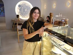 Renunció a ser contadora en una empresa y abrió un local que une sus pasiones Renunció a ser contadora en una empresa y abrió un local que une sus pasiones