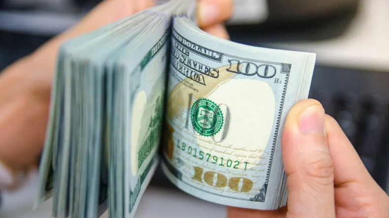 El dólar se recalienta en l previa electoral