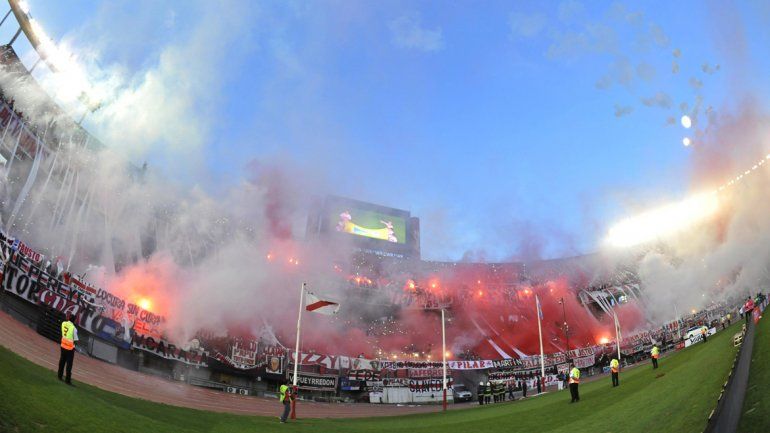 El Monumental fue una verdadera fiesta. Tribunas colmadas y recibimiento de lujo para las semis de Copa.