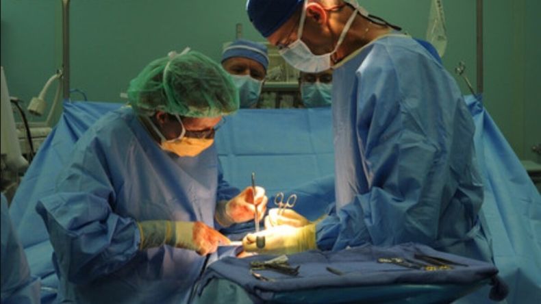Recategorizan a 3.730 agentes de Salud y alcanzan a casi la totalidad de la planta. | LM Neuquen Recategorizan a 3.730 agentes de Salud y alcanzan a casi la totalidad de la planta.