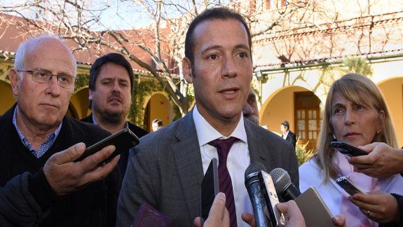 Gutiérrez celebró el acuerdo con las trabajadoras textiles
