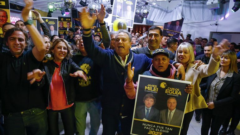 Eguía celebró su elección legislativa y criticó a Figueroa