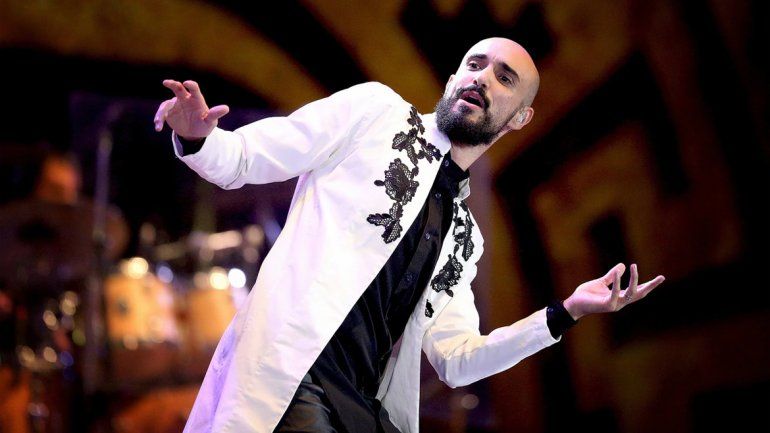 Increíble: Abel Pintos se alojó en la casa de una pequeña fanática