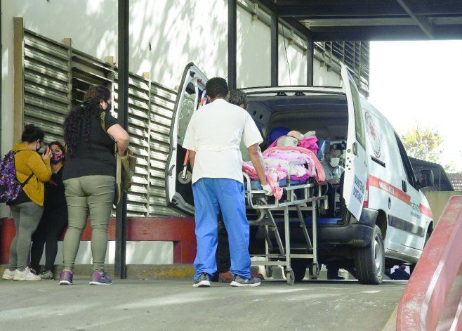 Hasta ayer, 4858 pacientes se encontraban internados en terapia intensiva.