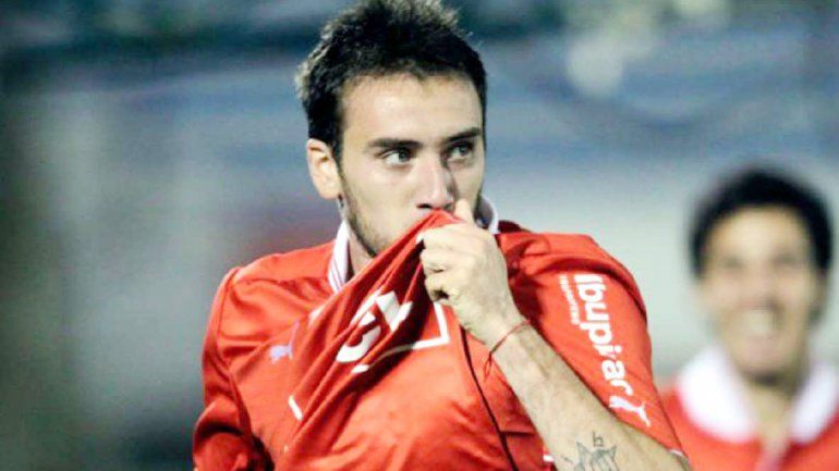 A las 21:10 visita a Crucero.