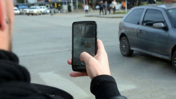 Murió atropellado por un tren cuando jugaba Pokémon Go