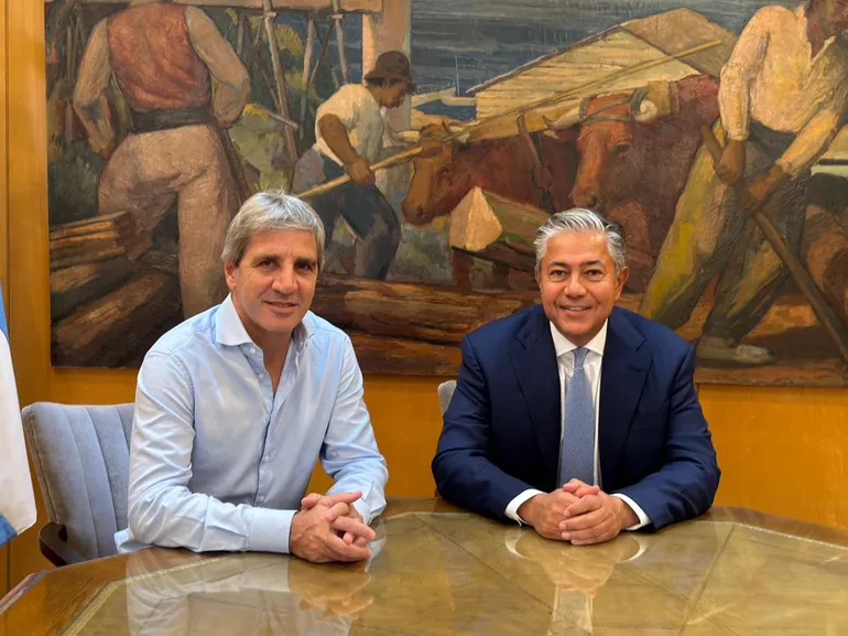 Rolando Figueroa y Luis Caputo.