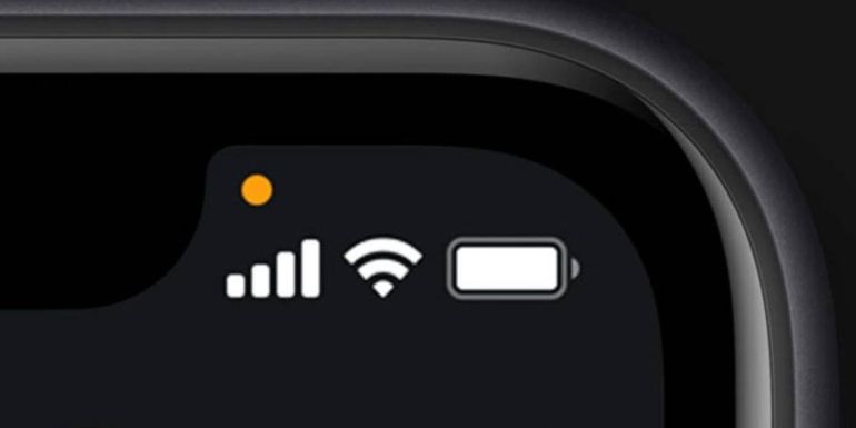 El punto naranja indica que una aplicación está accediendo al micrófono del iPhone. El punto naranja indica que una aplicación está accediendo al micrófono del iPhone.