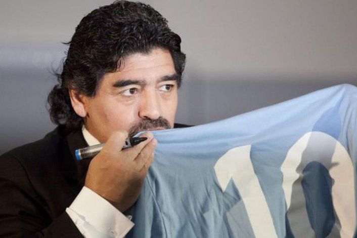 Maradona siempre protagoniza historias dignas de ser contadas.