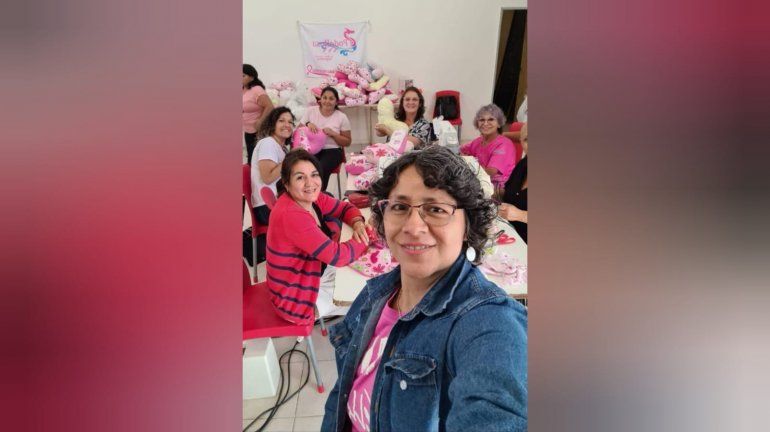 Arman almohadones oncológicos para transitar el cáncer