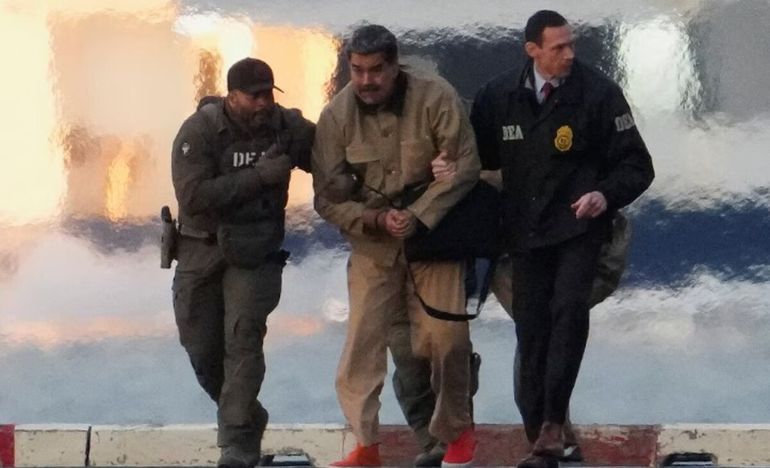 El líder chavista fue trasladado en un megaoperativo, donde junto a su esposa fueron llevados en helicóptero a un tribunal federal en Nueva York. Foto: Reuters.