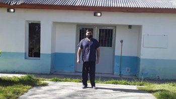 el unico enfermero de santo tomas que en moto atendio como un delivery el unico enfermero de santo tomas que en moto atendio como un delivery