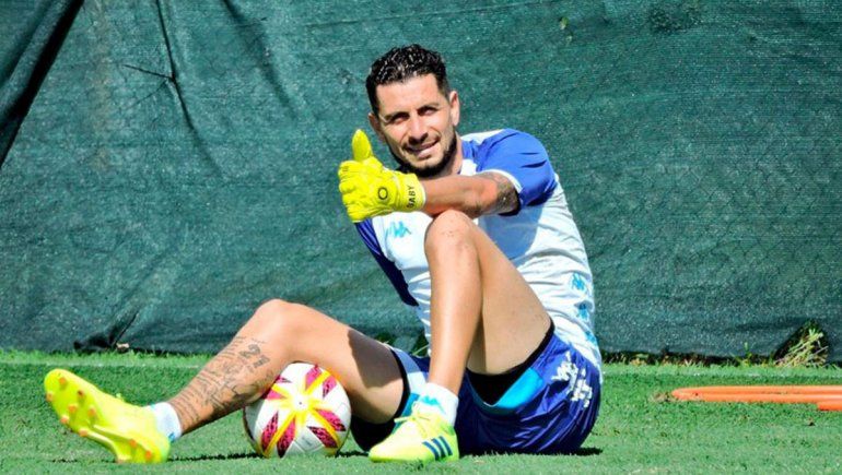 Arias: Hay que apuntar todos los cañones a la Copa