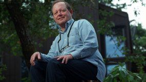 En los 60 creó Arpanet, que con los años evolucionó en internet.