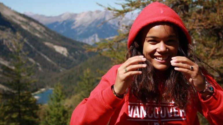 Cedella pasó 15 días en la cárcel. Había ido a Canadá a ver a su madre.