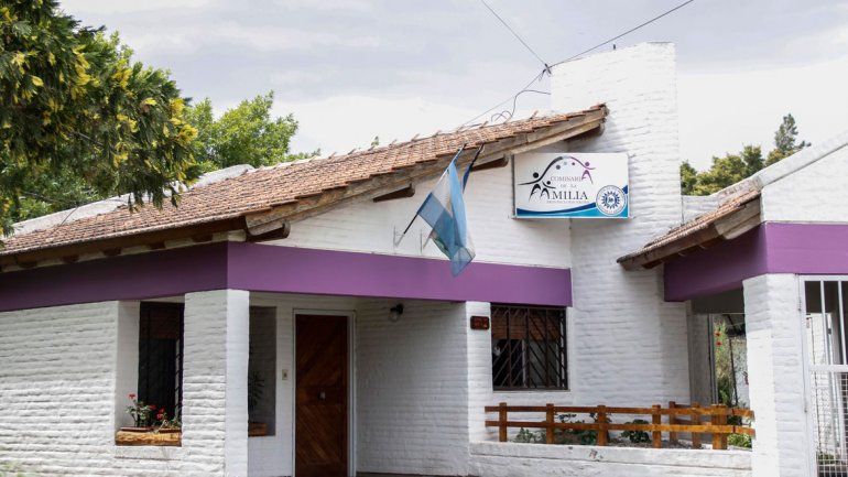 La adolescente denunció a su madre en la Comisaría de la Familia de Cipolletti.