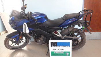 robaron una moto, intentaron darse a la fuga y fueron presos robaron una moto, intentaron darse a la fuga y fueron presos