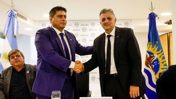 En Buenos Aires, YPF y Santa Cruz llegaron a un acuerdo por las áreas convencionales. En Buenos Aires, YPF y Santa Cruz llegaron a un acuerdo por las áreas convencionales.