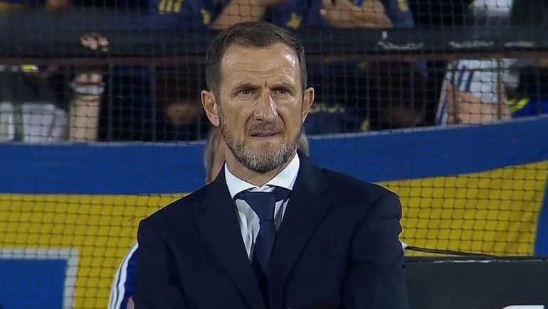 Rodolfo Arruabarrena en su segundo debut oficial como técnico de Boca Juniors.