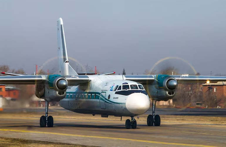 image Cayó un avión con 49 pasajeros en plena montaña en Rusia: no hay sobrevivientes
