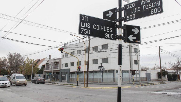 Entraron a su casa y maniataron a su hija para robarse un Iphone