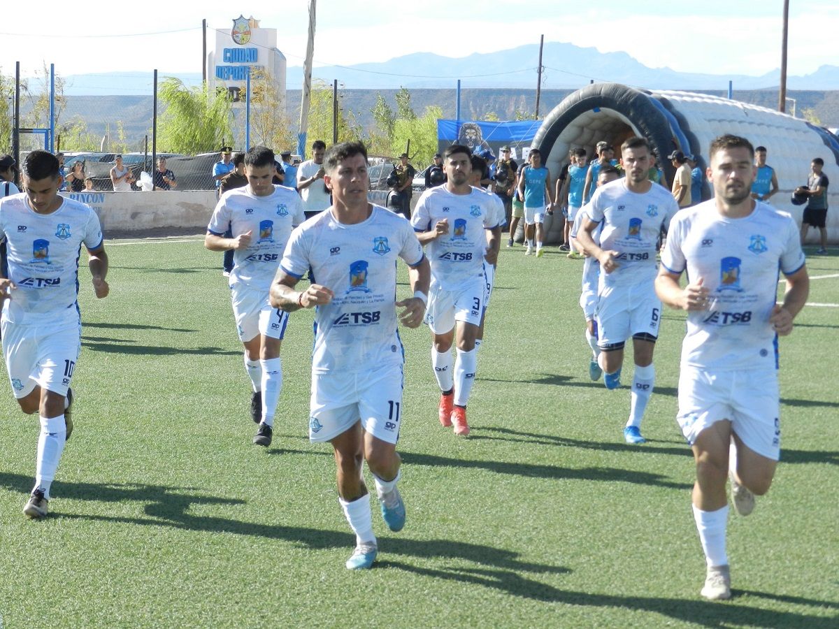Rincón va por sus primeros puntos en la zona Campeonato: hora y cómo verlo