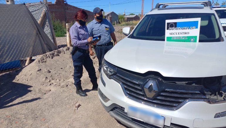 Chocó una camioneta y la Policía descubrió que era robada