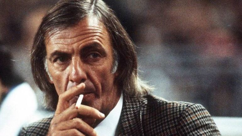 El Flaco Menotti en su etapa como t&eacute;cnico del Barcelona.