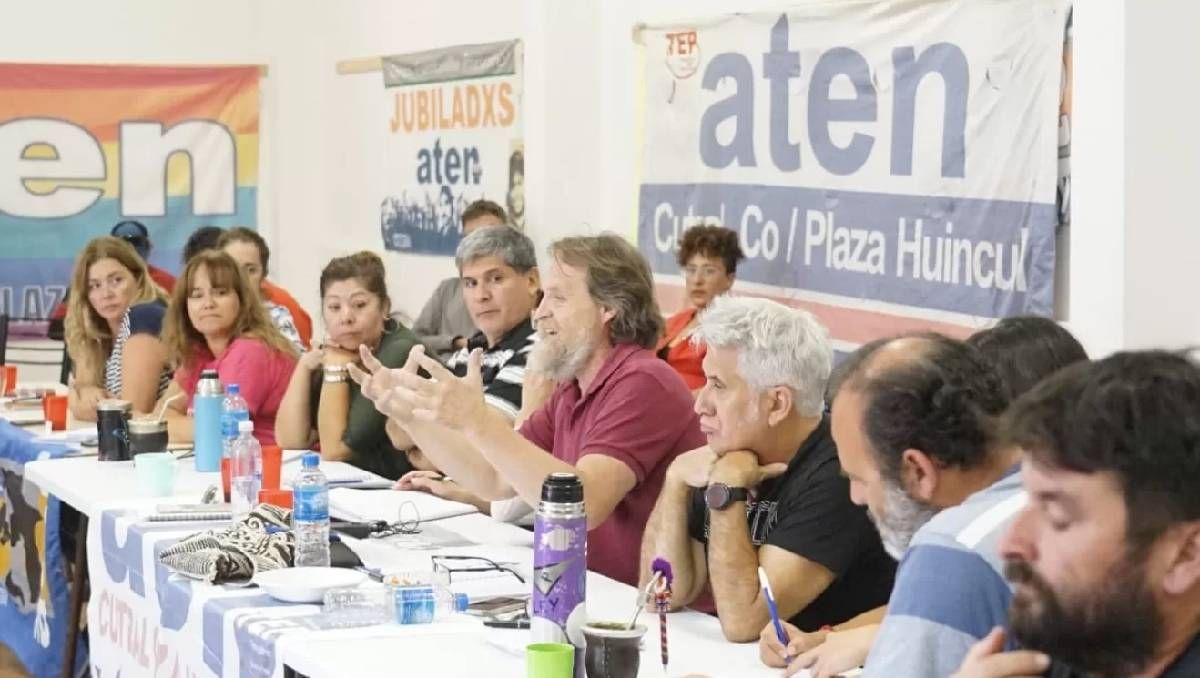 Una seccional de ATEN renunció masivamente por clima hiperviolento en las asambleas