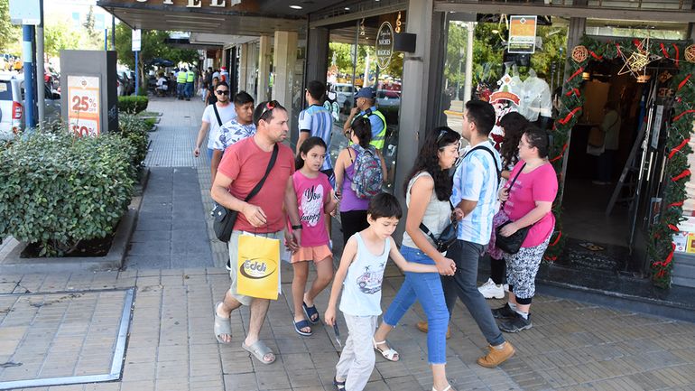 En 9 fotos, el feriado por la Scaloneta que no se sintió en Neuquén