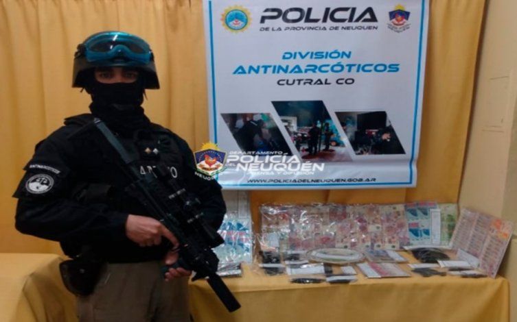 Cutral Co: allanaron tres kioscos narco y dieron con droga y dinero