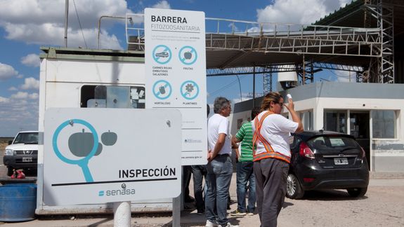 Caos en la barrera sanitaria: camiones con carne circulan pese a la orden de la Justicia