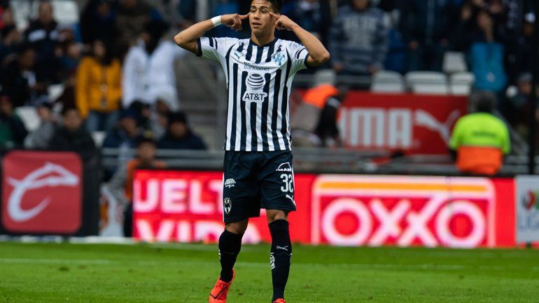 Meza: Boca te mueve  la estantería