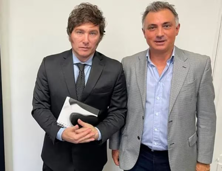 Sebastián pareja es el principal armador de Milei en provincia de Buenos Aires. Sebastián pareja es el principal armador de Milei en provincia de Buenos Aires.