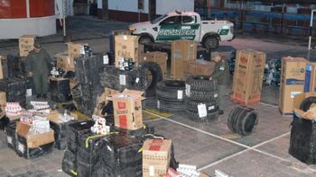 El ingreso irregular de mercaderías sin controles afecta al comercio formal y a la recaudación fiscal. El ingreso irregular de mercaderías sin controles afecta al comercio formal y a la recaudación fiscal.