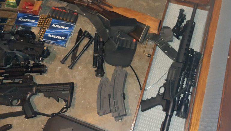 Pai umbanda les alquilaba armas a los chorros del oeste