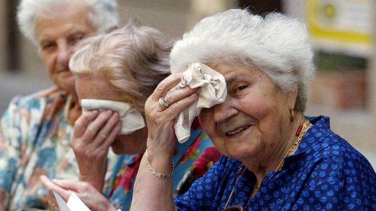 Golpes de calor: cuidar a los chicos y a los abuelos