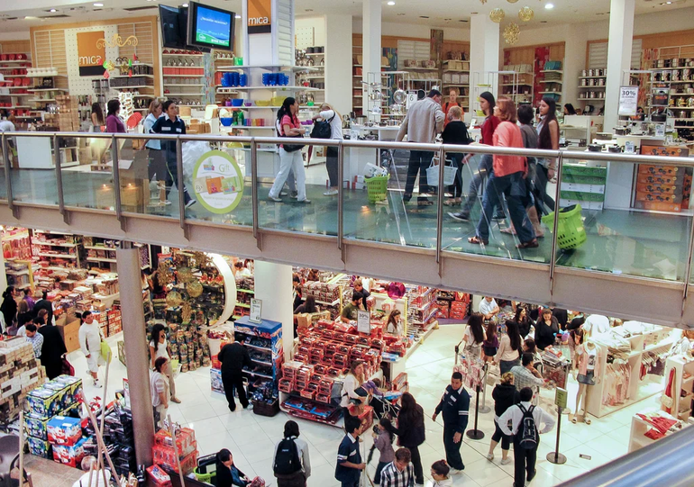 Los shoppings, grandes destinatarios del "Cuota Simple". Los shoppings, grandes destinatarios del "Cuota Simple".