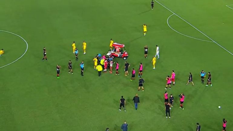 Se suspendió Estudiantes - Boca: un futbolista del Pincha se desplomó en pleno partido