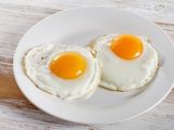 Ni fritos ni revueltos: la manera correcta de cocinar los huevos para aprovechar sus nutrientes