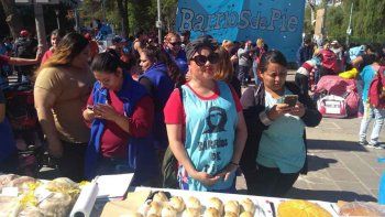 una feria en el centro para recaudar fondos para comedores una feria en el centro para recaudar fondos para comedores