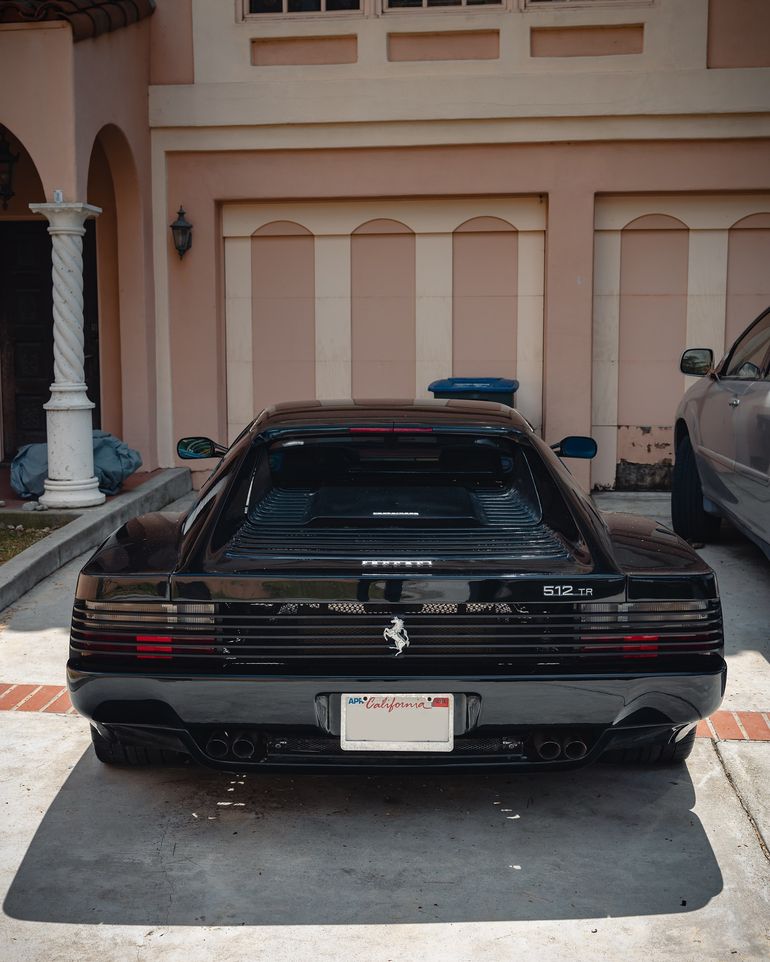 La Ferrari 512 TR que perteneció a Michael Jordan se encuentra en buen estado de conservación, aunque requerirá mucho trabajo para su puesta a punto definitiva. Foto: Foto: Instagram @wearecurated. La Ferrari 512 TR que perteneció a Michael Jordan se encuentra en buen estado de conservación, aunque requerirá mucho trabajo para su puesta a punto definitiva. Foto: Foto: Instagram @wearecurated.