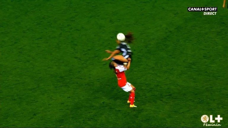 La mandó al hospital entre lágrimas por criminal patada