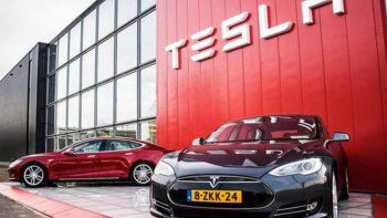 cuanto sale traer un tesla a la argentina sin pasar por una concesionaria