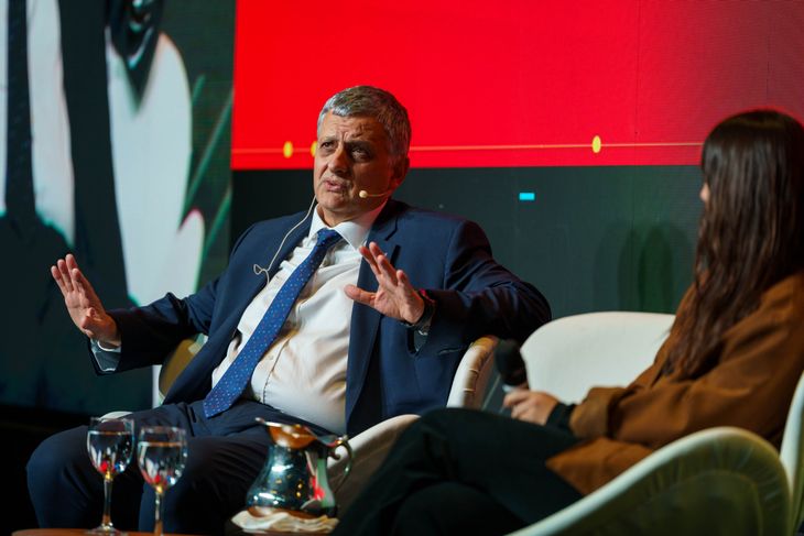 Horacio Marín, presidente de YPF, destacó que se quedó corto con sus proyección de exportaciones de hidrocarburos de cara al 2030. Horacio Marín, presidente de YPF, destacó que se quedó corto con sus proyección de exportaciones de hidrocarburos de cara al 2030.